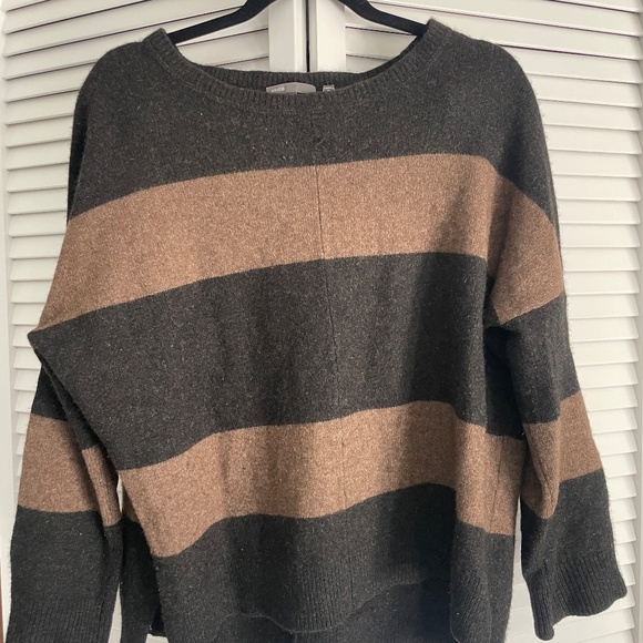 Vince Stripe Sweater- Size Medium - Picture 2 of 6